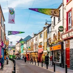 Location, Location - Modern 2 Bed In , Killarney Ireland